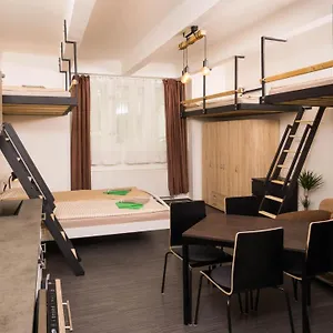 Apartamento Flying Bed Close To Castle And Airport, Praga